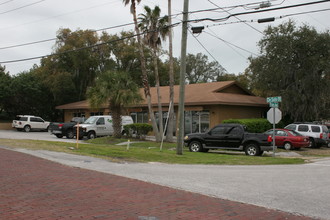 3301 Alt 19 in Palm Harbor, FL - Building Photo - Building Photo