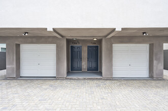 7308 Independence Ave in Canoga Park, CA - Building Photo - Building Photo