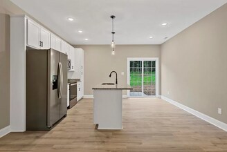 2773 Cedrus Ave in Bowling Green, KY - Building Photo - Building Photo