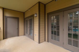 The Fountains At Bonita Creek in Pleasanton, TX - Foto de edificio - Building Photo