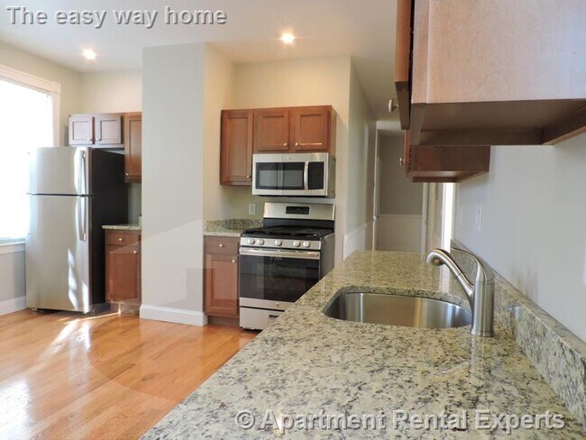 70 Spring St, Unit 2