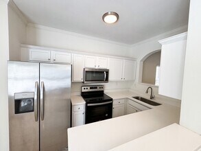 668 Smith St SW in Atlanta, GA - Building Photo - Building Photo