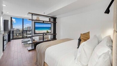 398 NE 5th St, Unit 3107 in Miami, FL - Building Photo - Building Photo