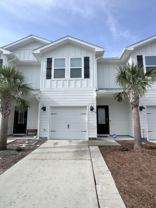 15 Redbird Lp in Destin, FL - Foto de edificio