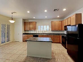 1210 E Beth Dr in Phoenix, AZ - Building Photo - Building Photo