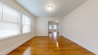 45 Olcott St, Unit 1 in Watertown, MA - Foto de edificio - Building Photo