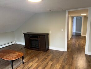 420 William St in Dexter, NY - Foto de edificio - Building Photo