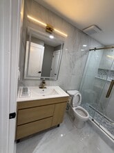 330 Aspen Wy in King of Prussia, PA - Foto de edificio - Building Photo