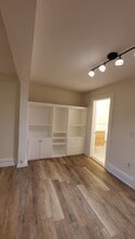 2140 Secoffee St, Unit 2 in Miami, FL - Building Photo - Building Photo