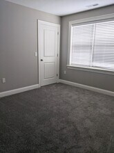18 Borselli Dr, Unit 6 in Woburn, MA - Building Photo - Building Photo