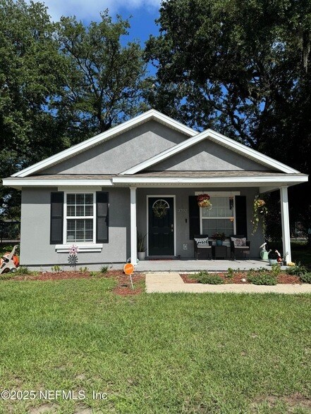 3702 Wood Creek Ln in Jacksonville, FL - Building Photo