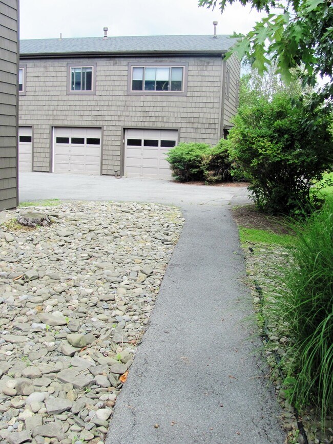 200 Wildflower Dr Rentals in Ithaca, NY