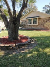 3611 Tompkins Dr in Baytown, TX - Building Photo - Building Photo