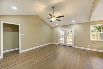 1921 Ripple Creek Dr in Rosenberg, TX - Building Photo - Building Photo