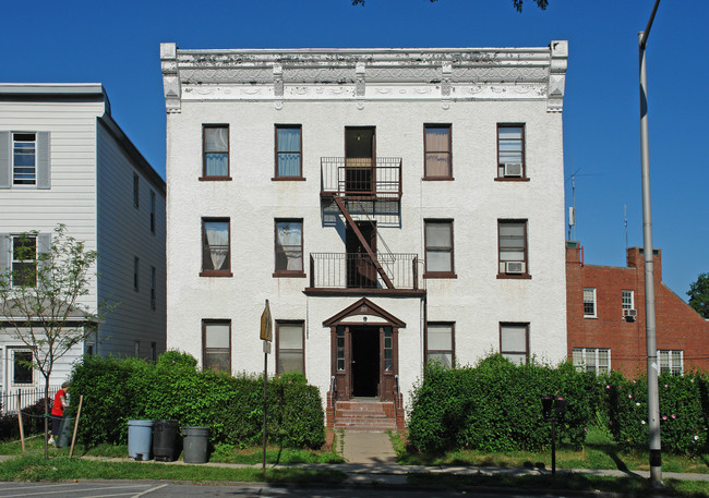 255 N Broadway in Sleepy Hollow, NY - Building Photo - Building Photo