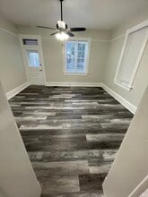 1418 N 3rd St in St. Charles, MO - Foto de edificio - Building Photo