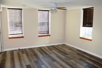 57 S Mast St in Goffstown, NH - Building Photo - Building Photo