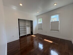 232 Bowers St in Jersey City, NJ - Building Photo - Building Photo