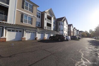 3223 Edward Stec Blvd in Edison, NJ - Building Photo - Building Photo