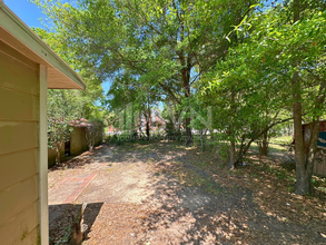 17 Gulf St in Chickasaw, AL - Foto de edificio - Building Photo