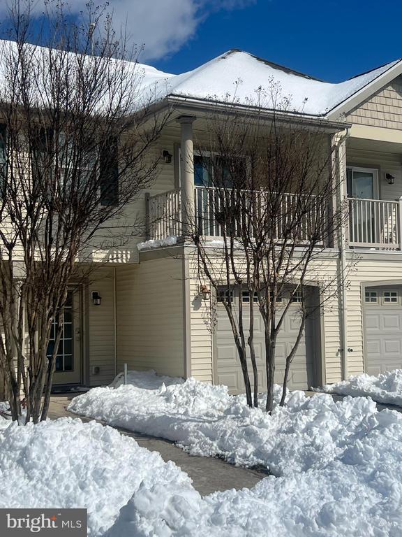 property at 29637 Sawyer Loop