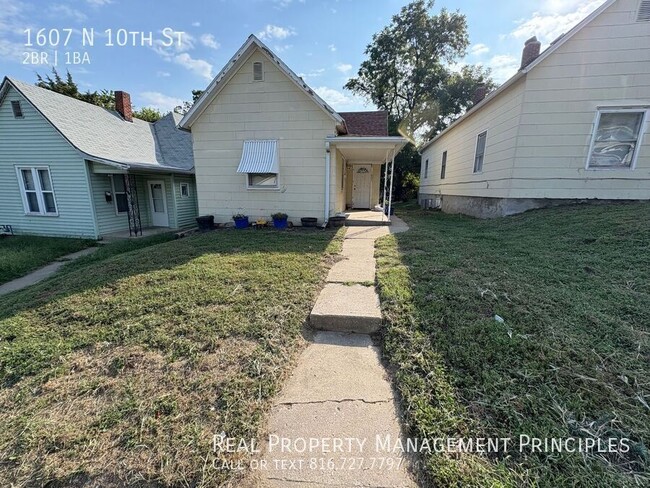 property at 1607 N 10th St