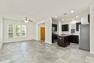1054 Sand Post Pl in San Marcos, TX - Building Photo - Building Photo