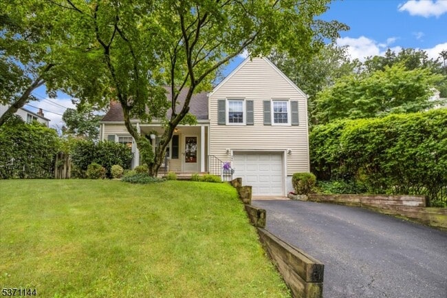 property at 22 James St