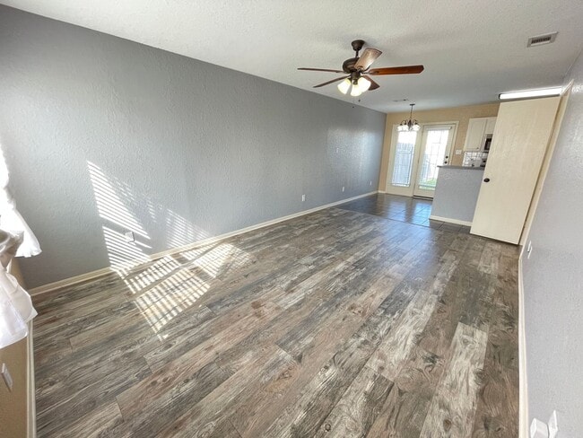 1607 Dugger Cir, Unit Apt. C in Killeen, TX - Building Photo - Building Photo