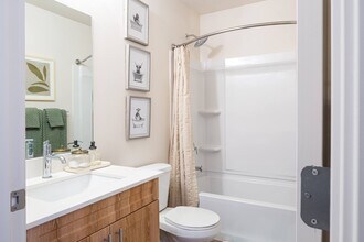 The Wheeler in Murray, UT - Foto de edificio - Building Photo