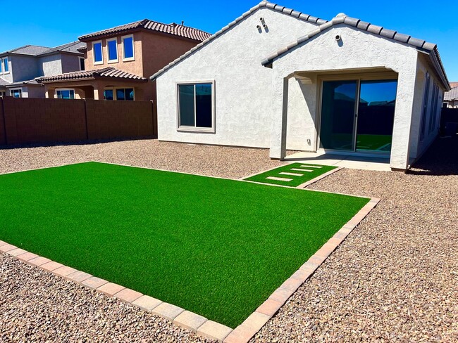 19853 W Badgett Ln in Litchfield Park, AZ - Building Photo - Building Photo