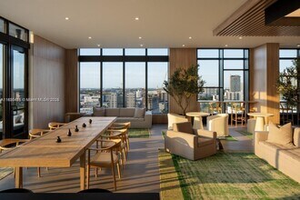 23 NE 17th Ter in Miami, FL - Building Photo - Building Photo