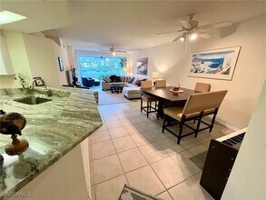 6813 Satinleaf Rd S in Naples, FL - Building Photo - Building Photo