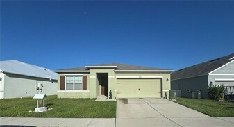 4045 Great Egret Dr in Winter Haven, FL - Building Photo