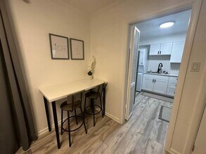 5036 N Hall St in Dallas, TX - Building Photo - Building Photo
