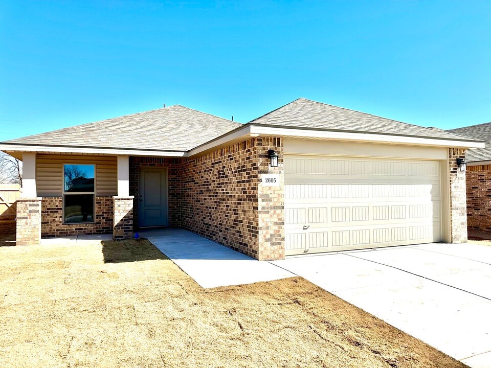 2605 Tiffin Ave in Lubbock, TX - Building Photo