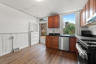 97-99 S 11th St in Pittsburgh, PA - Building Photo - Building Photo