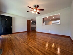 805 Gardenview Dr in Jacksonville, NC - Building Photo - Building Photo