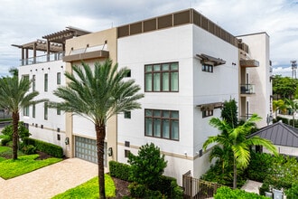 Parkview at Cambier in Naples, FL - Building Photo - Building Photo