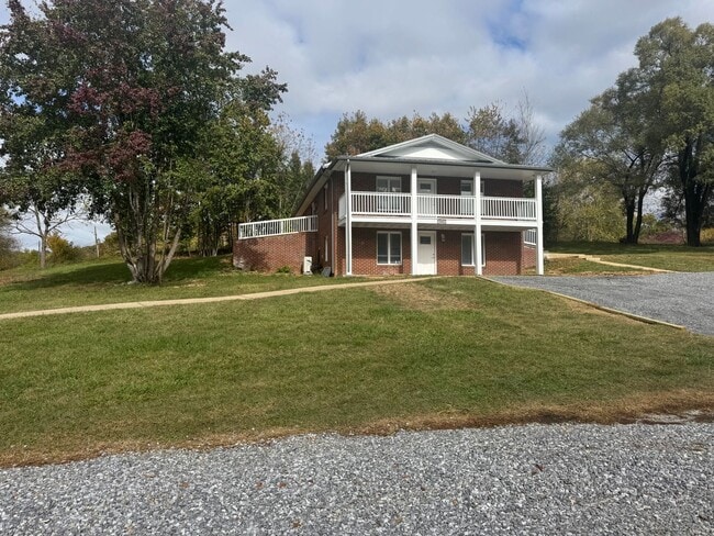 701 Gravely Rd in Kingsport, TN - Building Photo - Building Photo