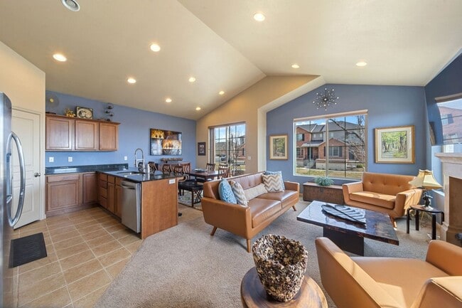 171 S 2830 W in West Point, UT - Building Photo - Building Photo