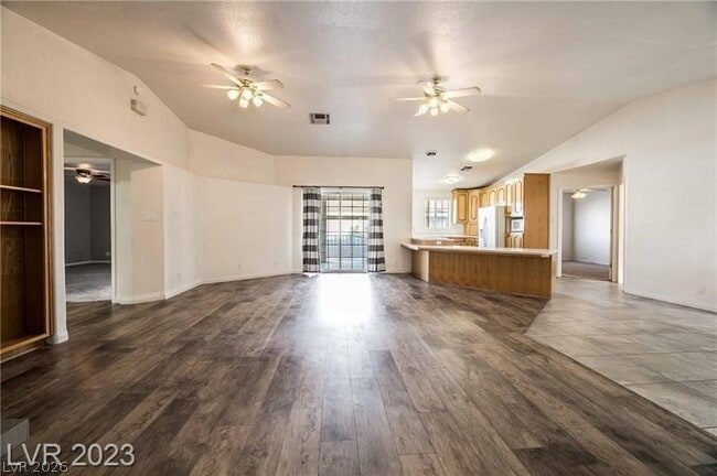 130 E Virginia in Moapa Valley, NV - Building Photo - Building Photo