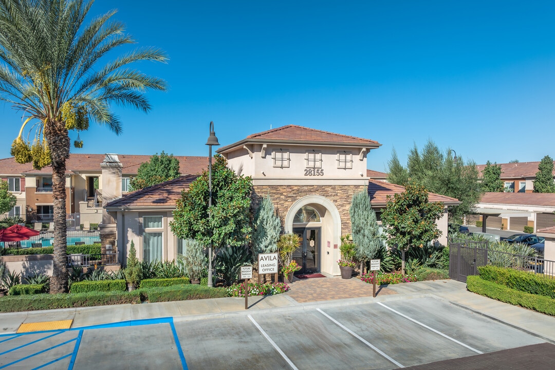 Avila Apartment Homes in Menifee, CA - Foto de edificio