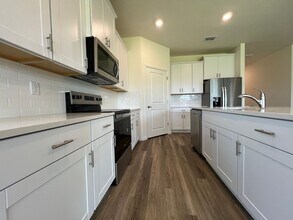 334 Rover Rd in Ormond Beach, FL - Building Photo - Building Photo