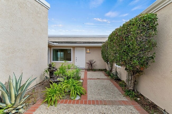 30996 Carrara Rd in Laguna Niguel, CA - Building Photo - Building Photo