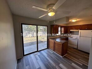 2705 51st St in Des Moines, IA - Building Photo - Building Photo