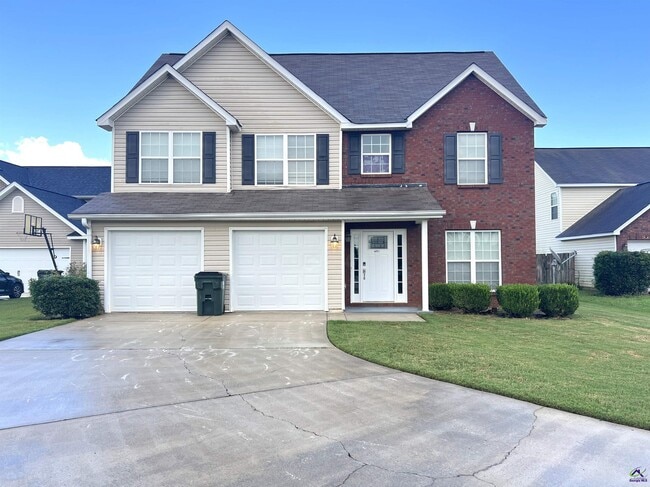 property at 401 Timberwind Dr