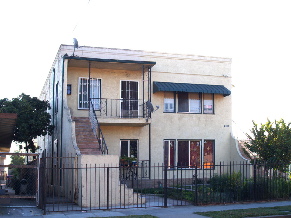 1840 Henderson Ave in Long Beach, CA - Building Photo