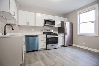 1925 W Warner Ave in Chicago, IL - Building Photo - Building Photo