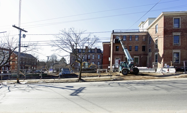 Elm Terrace in Portland, ME - Foto de edificio - Building Photo